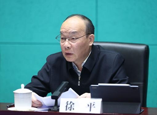 弘揚(yáng)偉大建黨精神堅(jiān)定歷史自信</p><p>　　在新的趕考之路上交出優(yōu)異答卷